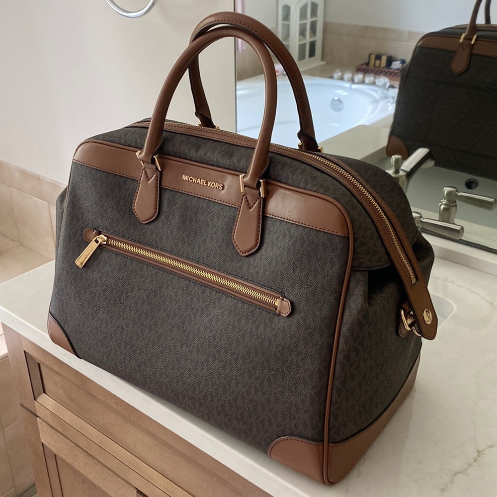 MK travel lg weekender